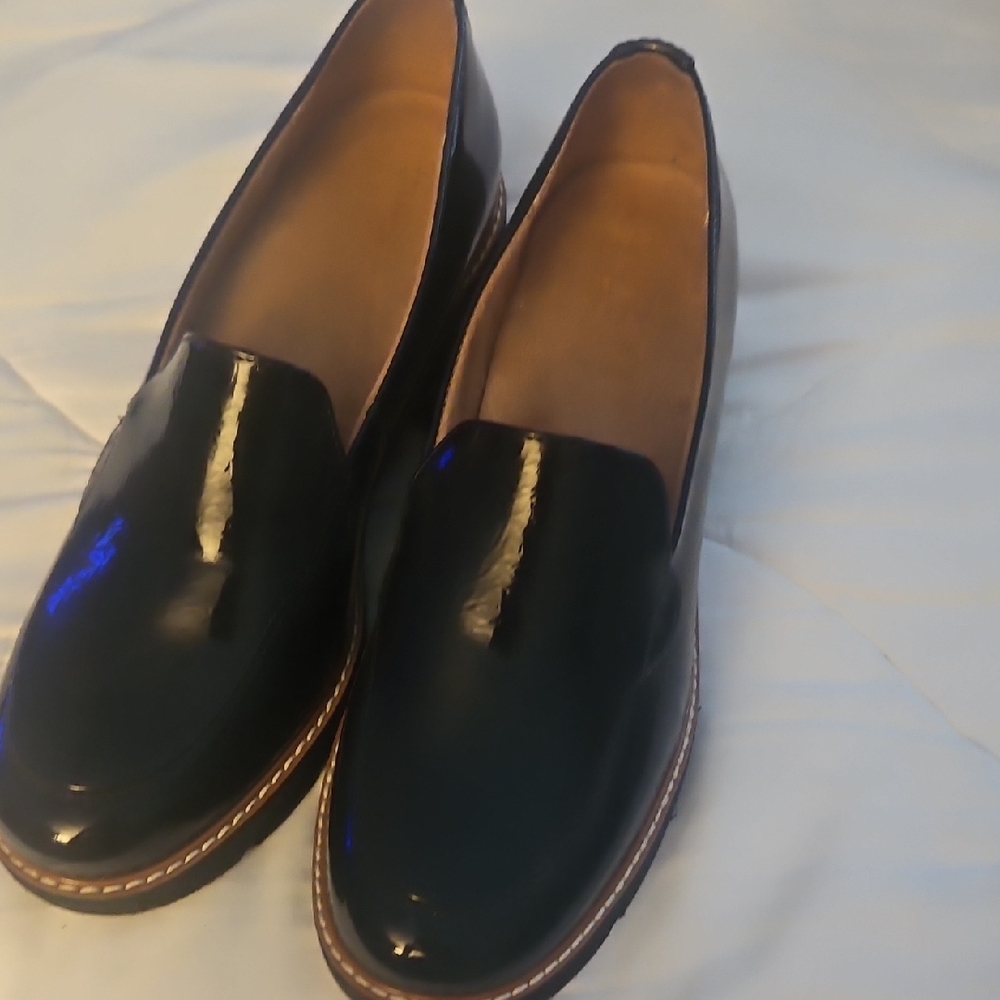 Naturalizer Glossy Black Flats Chunky Heel - Picture 2 of 5